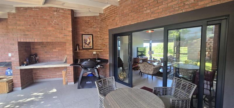 3 Bedroom Property for Sale in Outeniqua Strand Western Cape